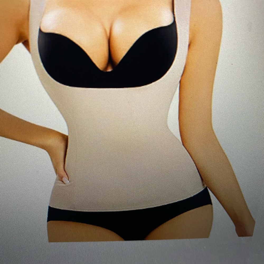 Woman’s beige cami body shaper S/M.